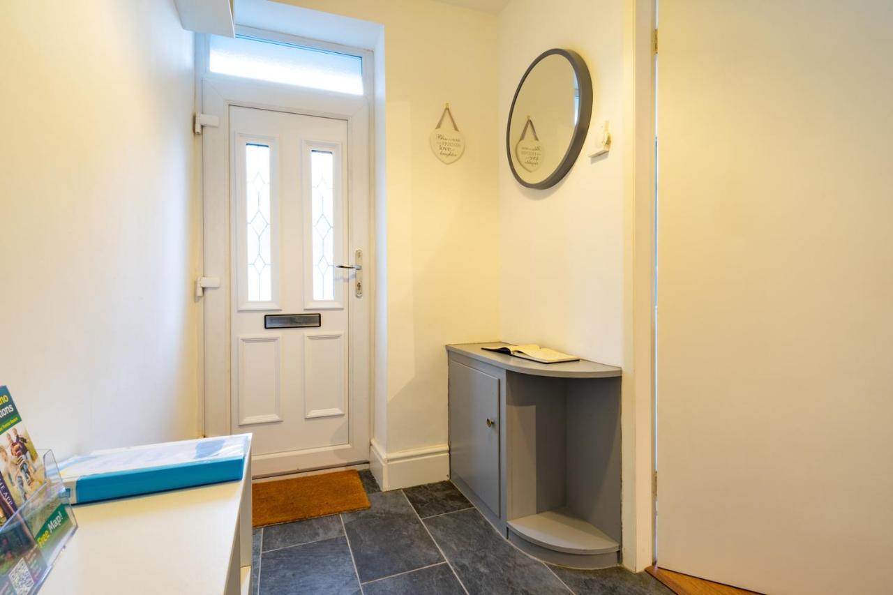 Newly-Renovated, Mid-Terrace Cottage In Porthmadog Εξωτερικό φωτογραφία
