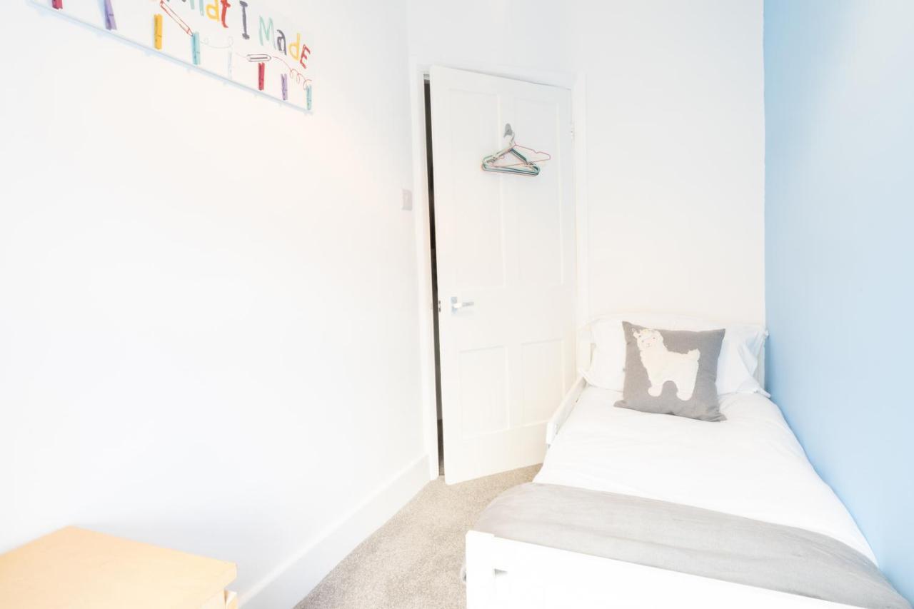 Newly-Renovated, Mid-Terrace Cottage In Porthmadog Εξωτερικό φωτογραφία